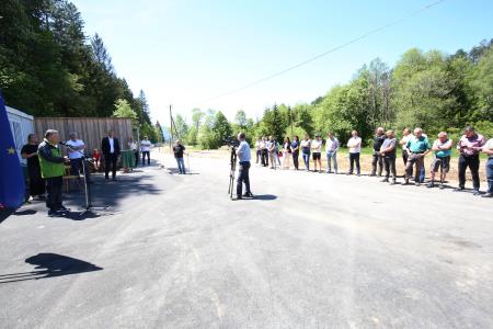 OTVORITEV DOVOZNE CESTE DO BIATLONSKEGA CENTRA 12 FOTO LJUBO VUKELIČ
